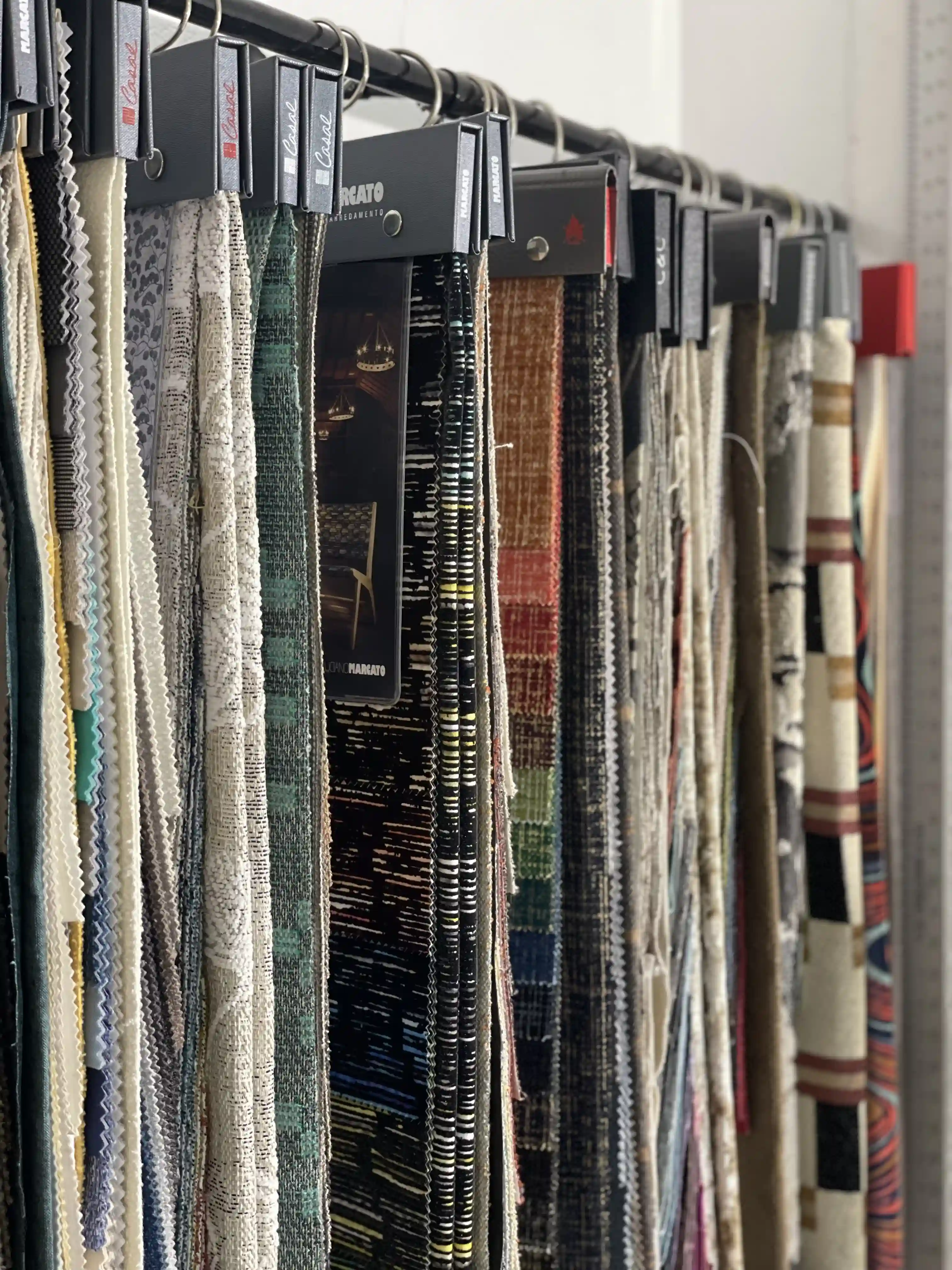 Couverture de siège en tissu, cuir ou simili-cuir